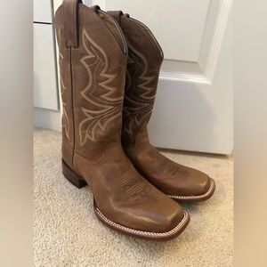 shyanne womens square toe boots size 9